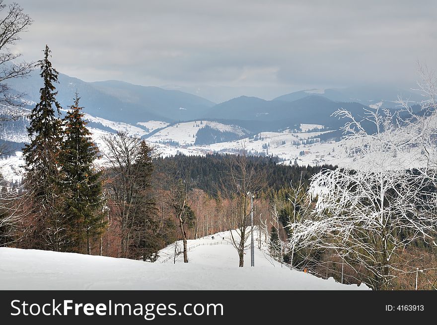 An image of a health-resort in winter