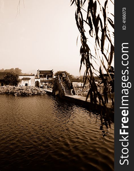 Hong cun is located in the south of Anhui,china. This is a pond called nanhu. Hong cun is located in the south of Anhui,china. This is a pond called nanhu