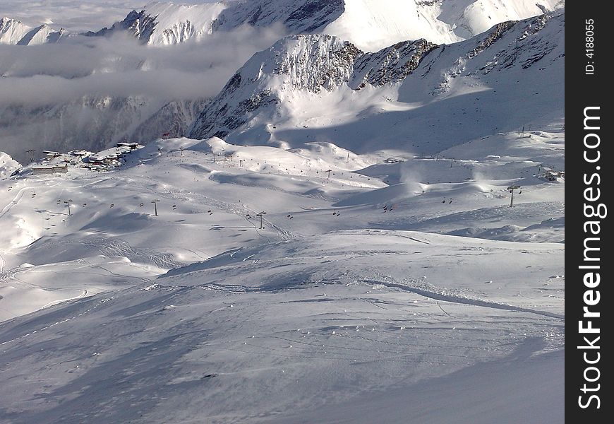 A beautiful snowy mountain lanscape. A beautiful snowy mountain lanscape