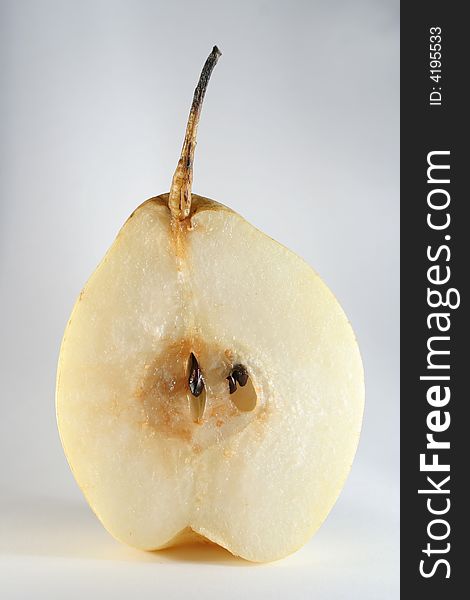 Half of pear, fruit contour