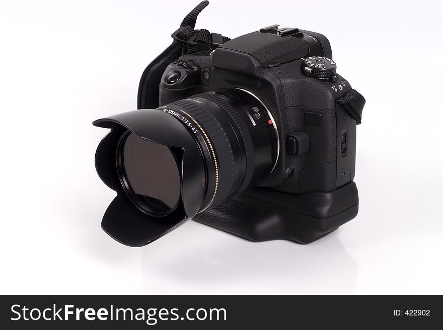 An auto-focus 35mm single lens reflex camera. An auto-focus 35mm single lens reflex camera