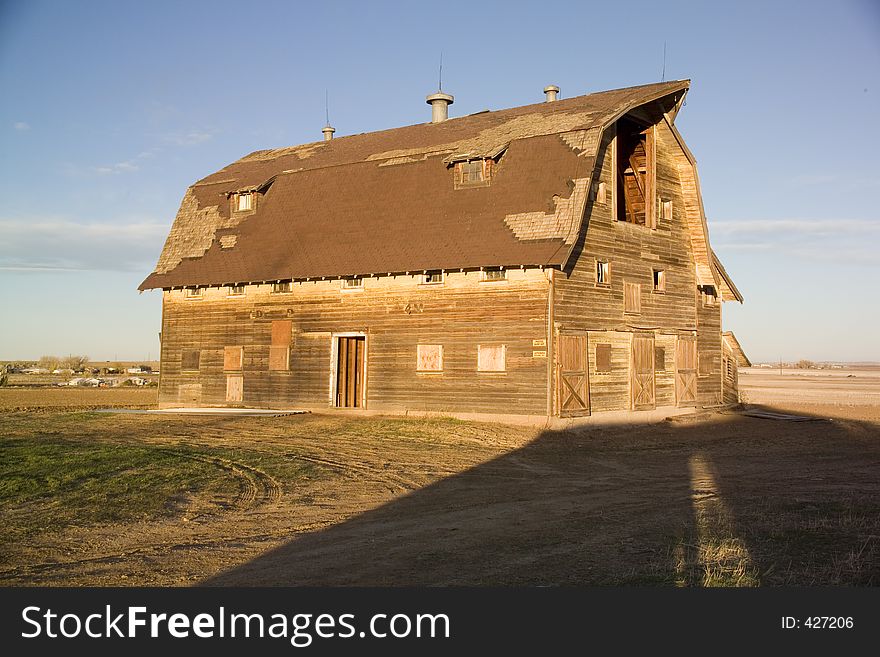 Dance Hall near Erie, Colorado. About to be restored. Still in pretty good shape inside. Last dance involved a shooting in the late 20's. Dance Hall near Erie, Colorado. About to be restored. Still in pretty good shape inside. Last dance involved a shooting in the late 20's.