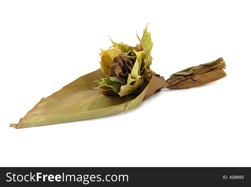 Autumn flower composition - tied up leaves