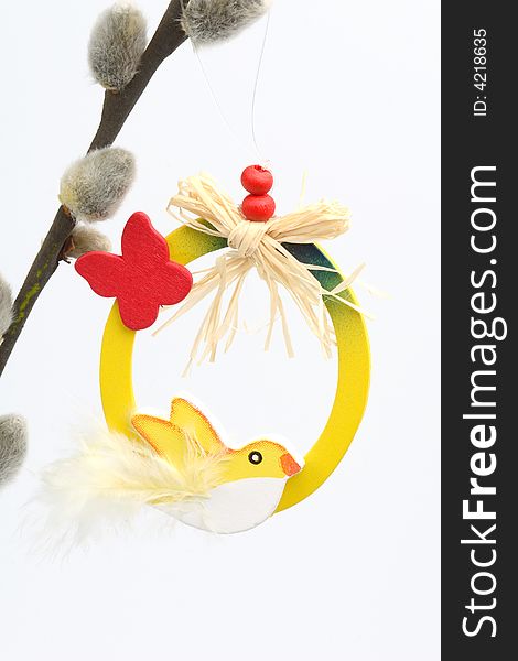 Easter decoration with egg and chicken