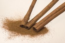 Powdered And Raw Cinnamon Royalty Free Stock Photo Powdered And Raw Cinnamon Royalty Free Stock Photo