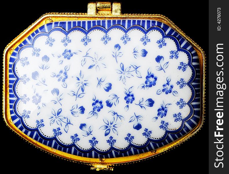 Beautiful dressing case with blue pattern