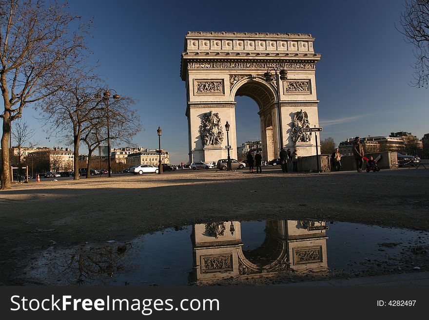 Arc de triomphe front view