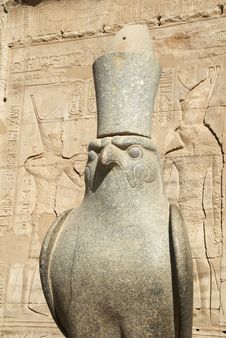 Statue Of Horus In Edfu Temple Royalty Free Stock Image Statue Of Horus In Edfu Temple Royalty Free Stock Image