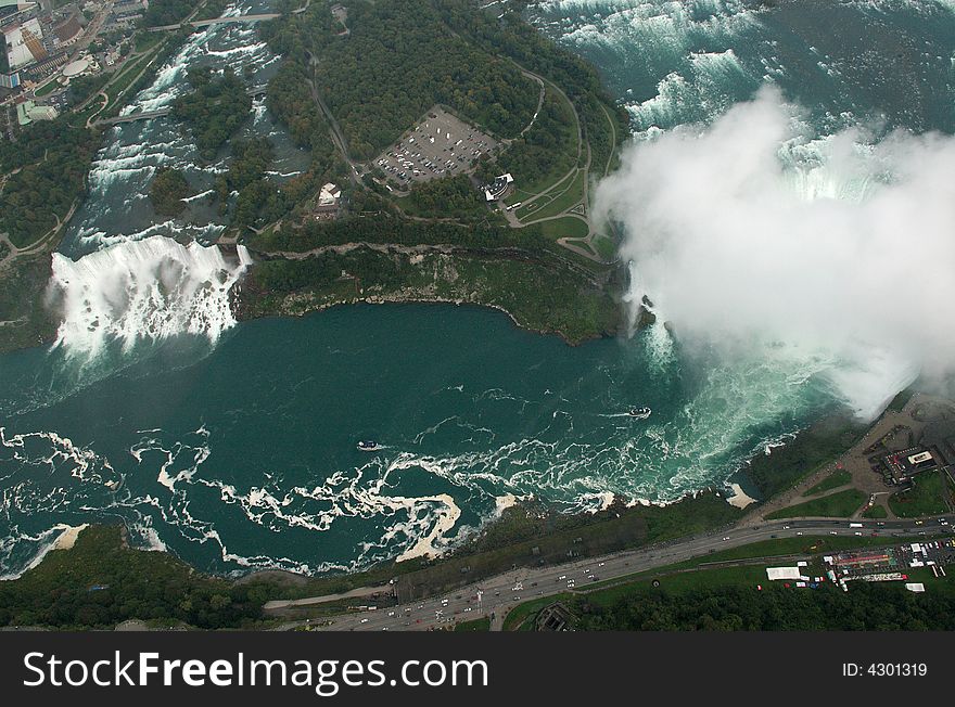 This is the Niagara falls from a helicopter. This is the Niagara falls from a helicopter.