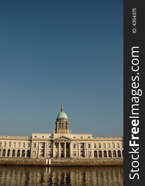 Custom House on the Quays in Dublin. A neoclassical 18th century building which now houses the Department of Environment, Heritage and Local Government. It is located on the north bank of the River Liffey, on Custom House Quay between Butt Bridge and Talbot Memorial Bridge.
It was designed by James Gandon to act as the new custom house for Dublin Port. When it was completed in 1791, it cost ?200,0