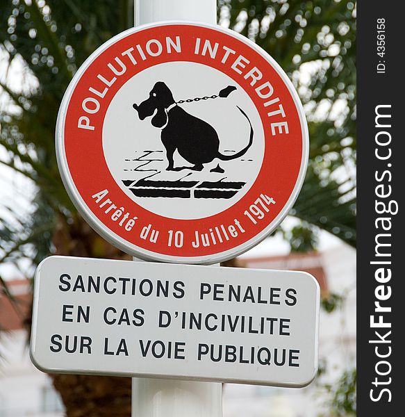Clean After Your Dog in a French town of Cannes - French Riviera