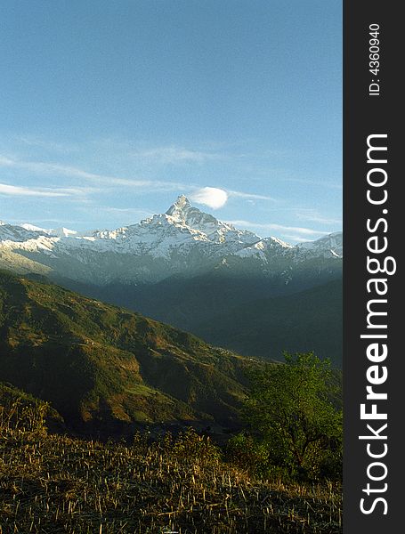 This picture can appear the vertical range of Mt.Annapurna. I cost one day to arrive here from Pokhara. no ps. photo by canon eos 3 kodak 100 scan by nikon coolscan v ed. This picture can appear the vertical range of Mt.Annapurna. I cost one day to arrive here from Pokhara. no ps. photo by canon eos 3 kodak 100 scan by nikon coolscan v ed