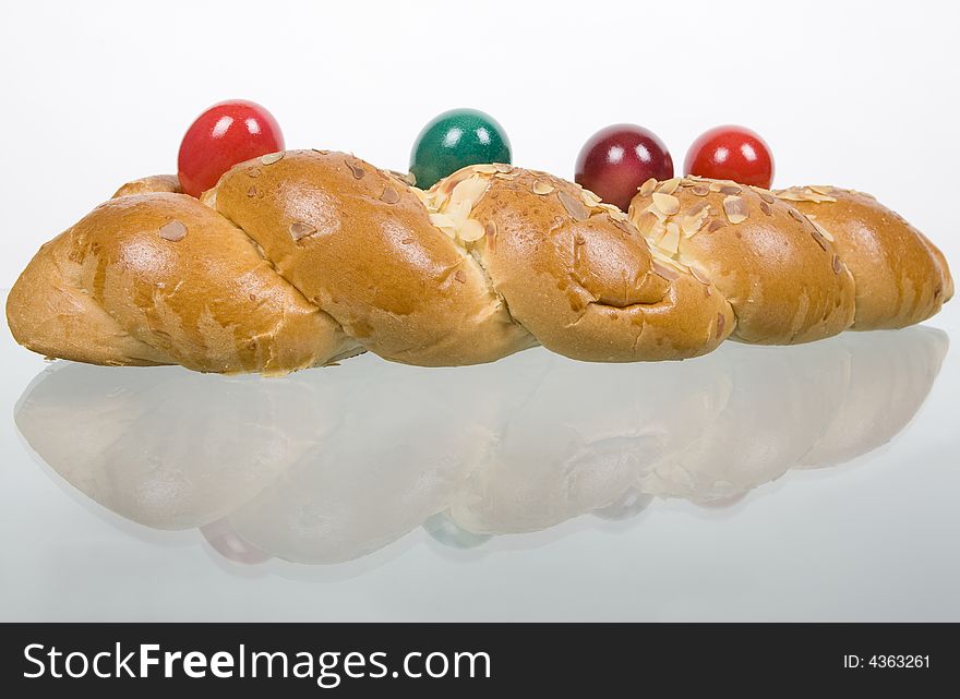 To Easter a plaited Danish pastry is often passed. To Easter a plaited Danish pastry is often passed.