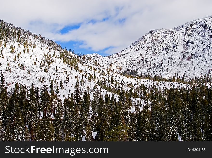 Snowy mountains near Lake Tahoe