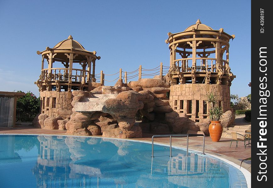Oriental Towers With Pool