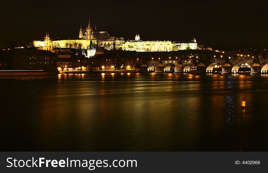 Czech republik, Prague Prague Castle, river Moldau, Charles Bridge, stones bridge. Czech republik, Prague Prague Castle, river Moldau, Charles Bridge, stones bridge