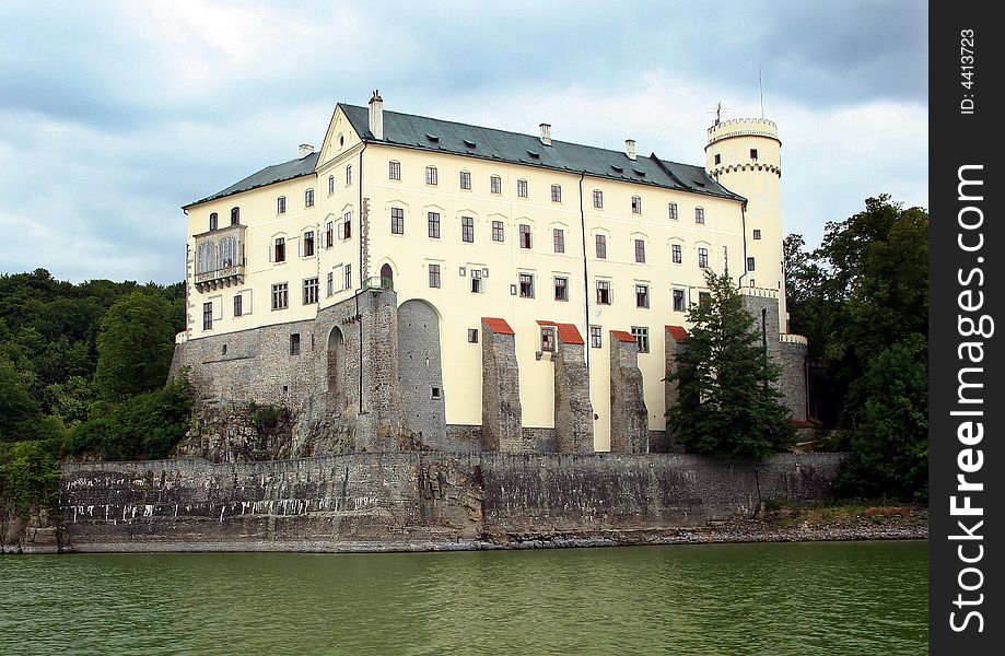 Czech republik, Central Bohemia, river Moldau, , historik buildings, Europe, Castle Eaglet
