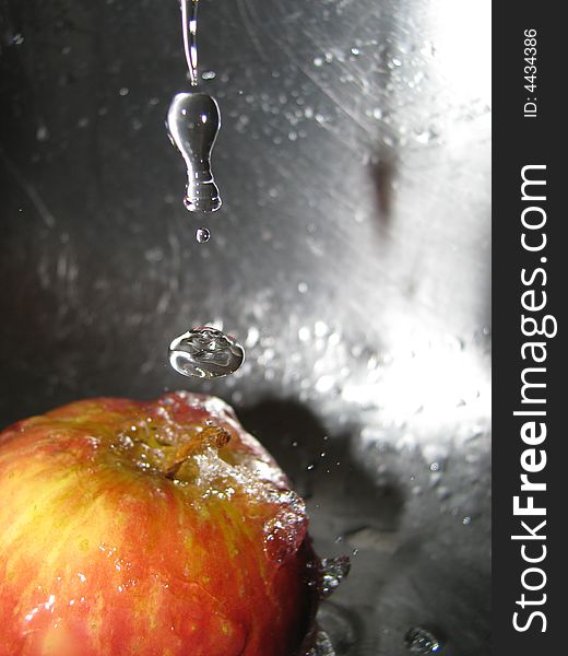 Apple With Water Splash