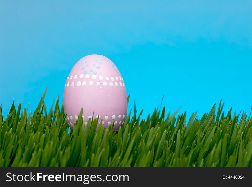 Image of an Easter egg in grass