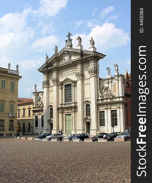 Cathedral of San Pietro in Mantova, Lombardia, Italy. Cathedral of San Pietro in Mantova, Lombardia, Italy.