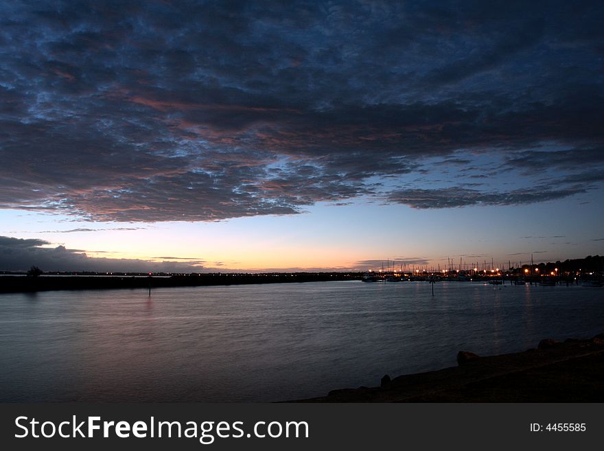 Photos of the colourful sunrise at the mariner. Photos of the colourful sunrise at the mariner