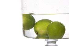 Fresh Lemon Splash Into Water Royalty Free Stock Images Fresh Lemon Splash Into Water Royalty Free Stock Images