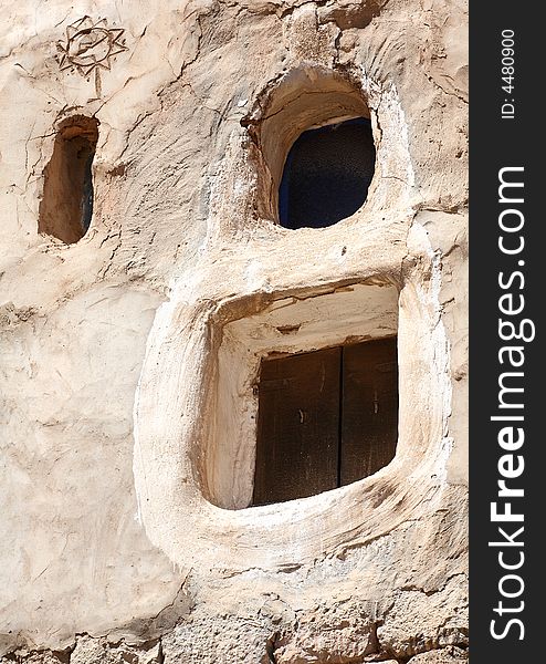 Old Yemeni building - traditional Yemen windows