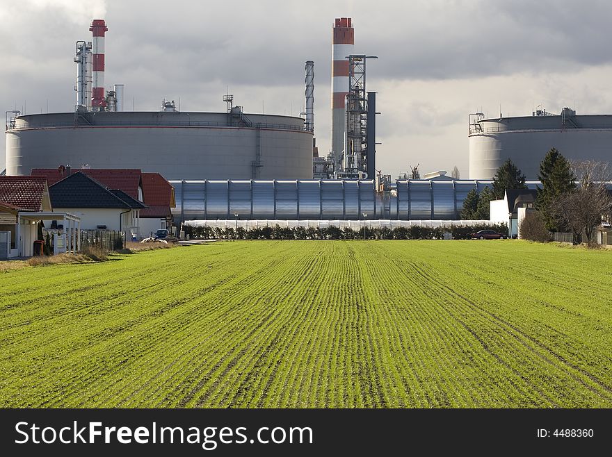 Refinery for the supply of energy also caused climate change