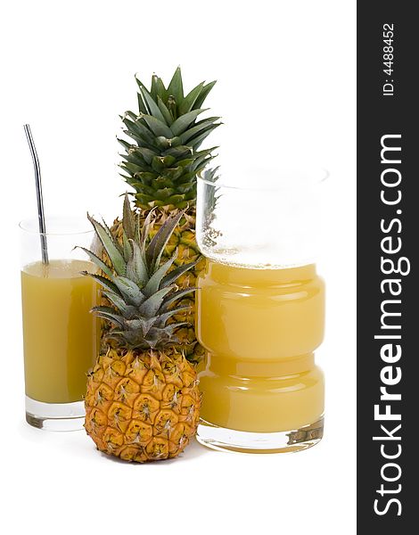 Pineapple juice is very refreshing and rich of vitamins