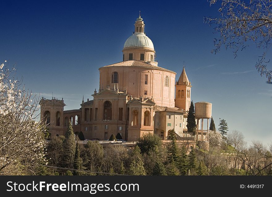 Saint Luc (San Luca) basilica on top of a hill near Bologna.