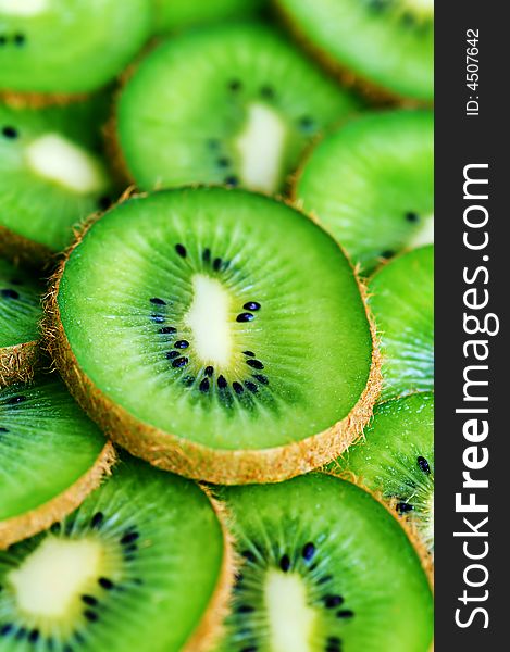 Kiwi Slices