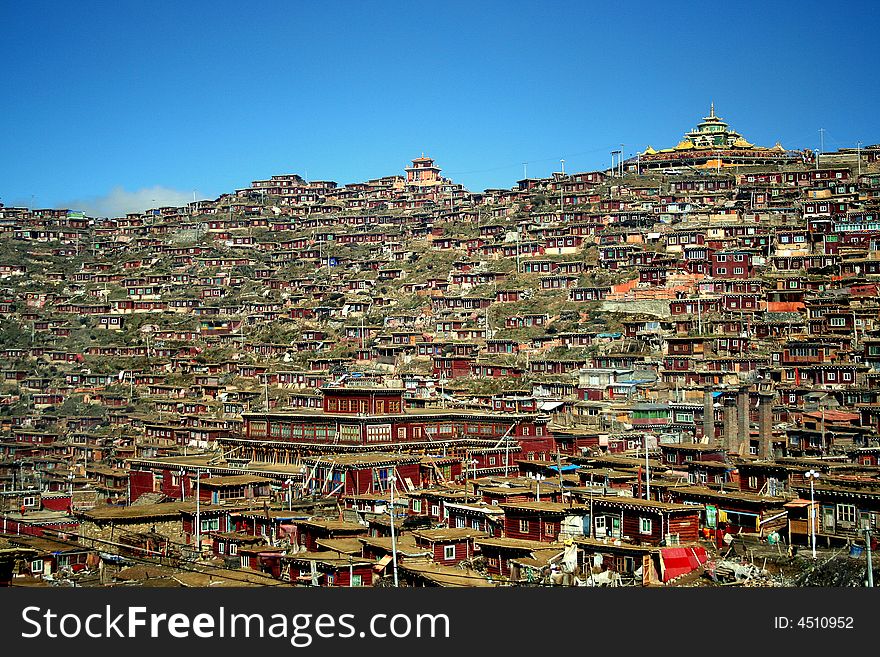 Spectacular tibet temple residencesï¼ŒIn tibet, china.