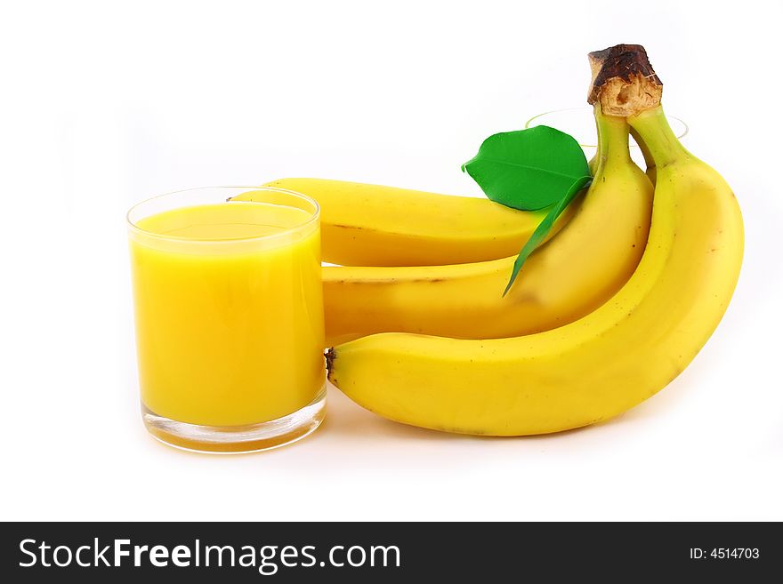 Long yellow banana fruits good breakfast