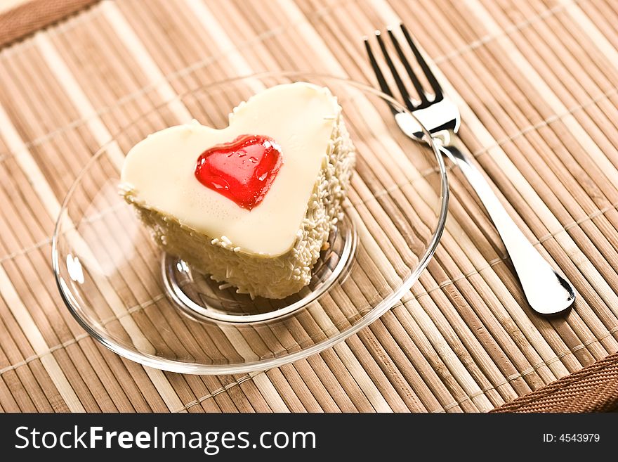 Sweet: fancy cake with love simbol - heart