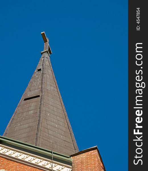 A steeple, from far below. A steeple, from far below.