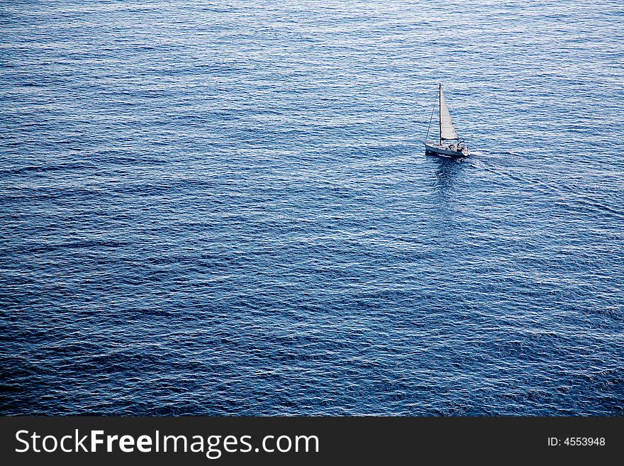 Wind and Freedom: running on the sea