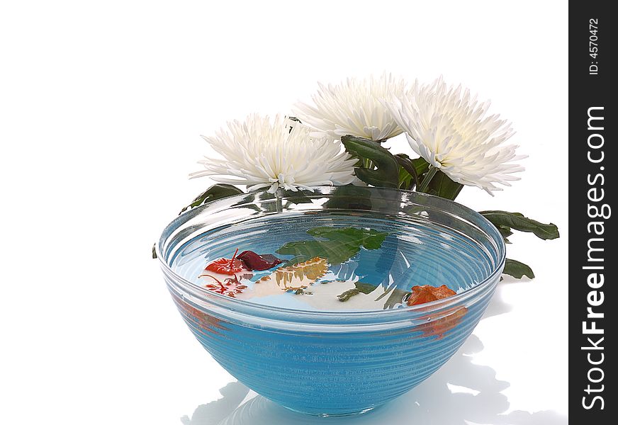 Floral composition  with white chrysanthemum for spa