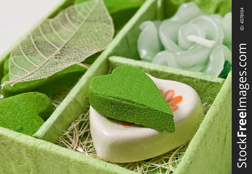 Gift a set of aromas green color in the form of heart. Gift a set of aromas green color in the form of heart