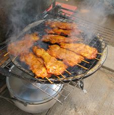 Chicken Barbecue Royalty Free Stock Images Chicken Barbecue Royalty Free Stock Images