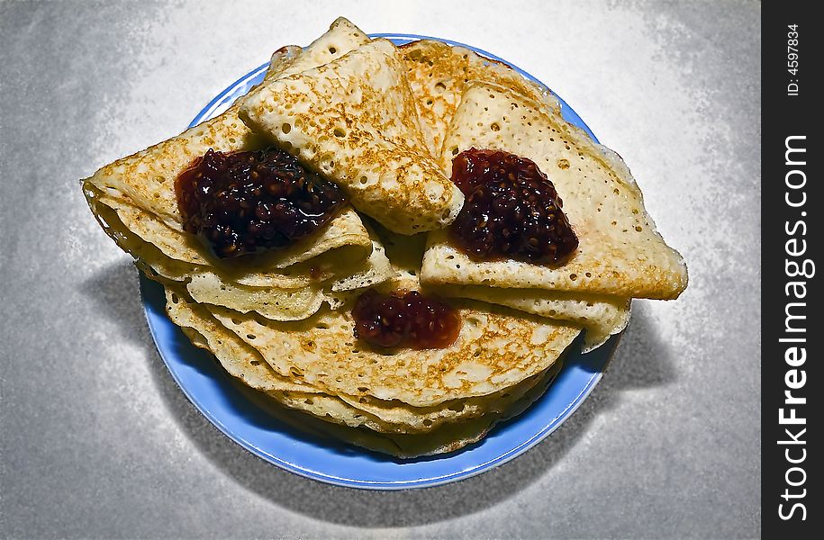 Traditional Russian blyudo.Maslenitsa, pancakes, spring.