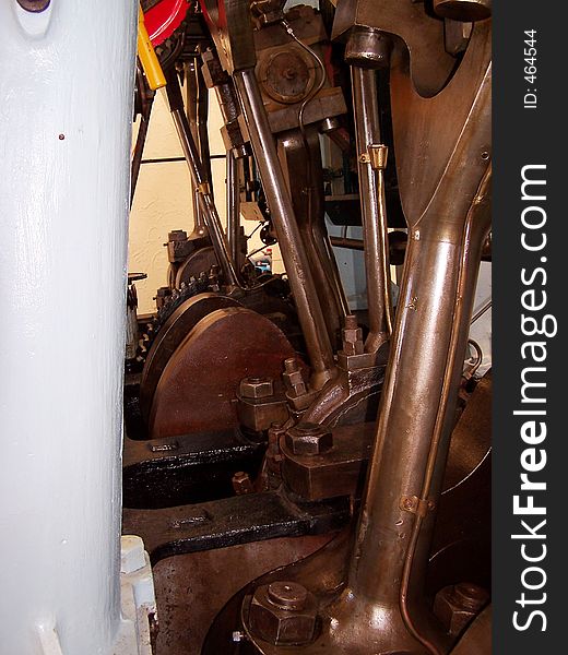 Conrod and Crankshaft in Steam engine, whaling ship.