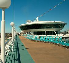 Cruise Ship Royalty Free Stock Images Cruise Ship Royalty Free Stock Images
