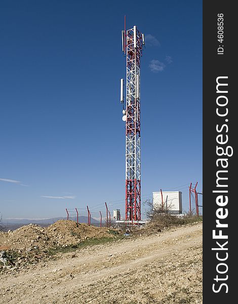 Telecommunication antenna on the hill