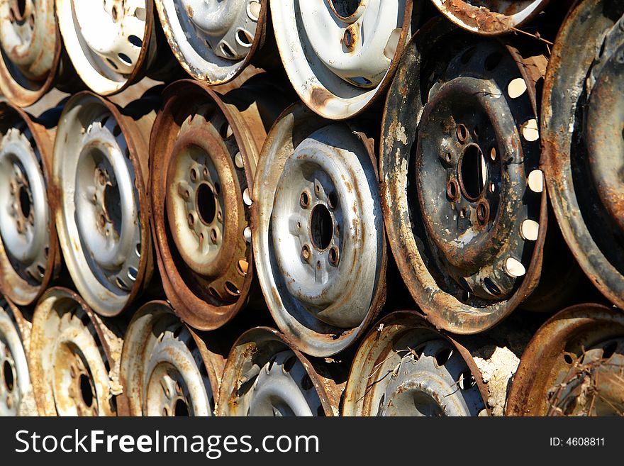 Old and rusty car rims