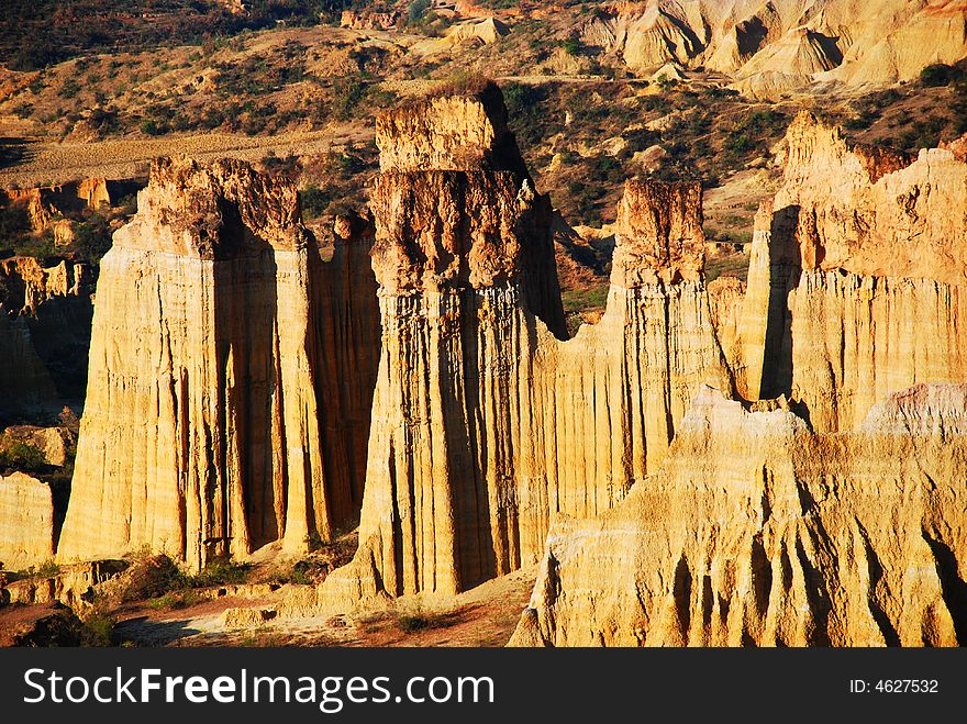 This is an grand canyon about Soil Forest .It in yunna china.We say tuling