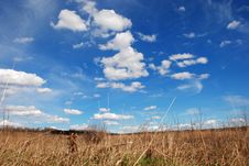 Clouds Above Grass Royalty Free Stock Images Clouds Above Grass Royalty Free Stock Images