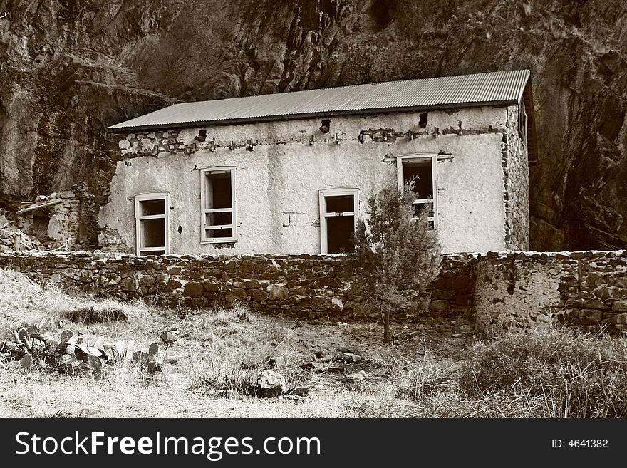 Old run down abandon hotel in New Meixco's Organ Mountains. Old run down abandon hotel in New Meixco's Organ Mountains