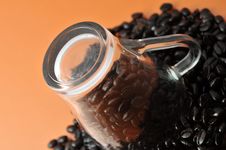 Glass Cup With Coffe Beans Royalty Free Stock Photos Glass Cup With Coffe Beans Royalty Free Stock Photos