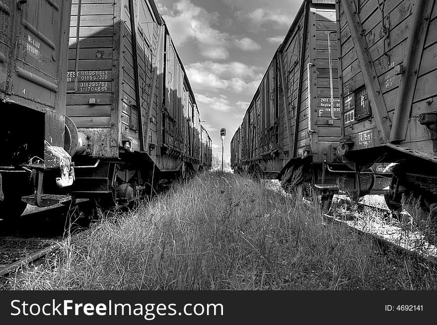 The Wagons on the Railroad.