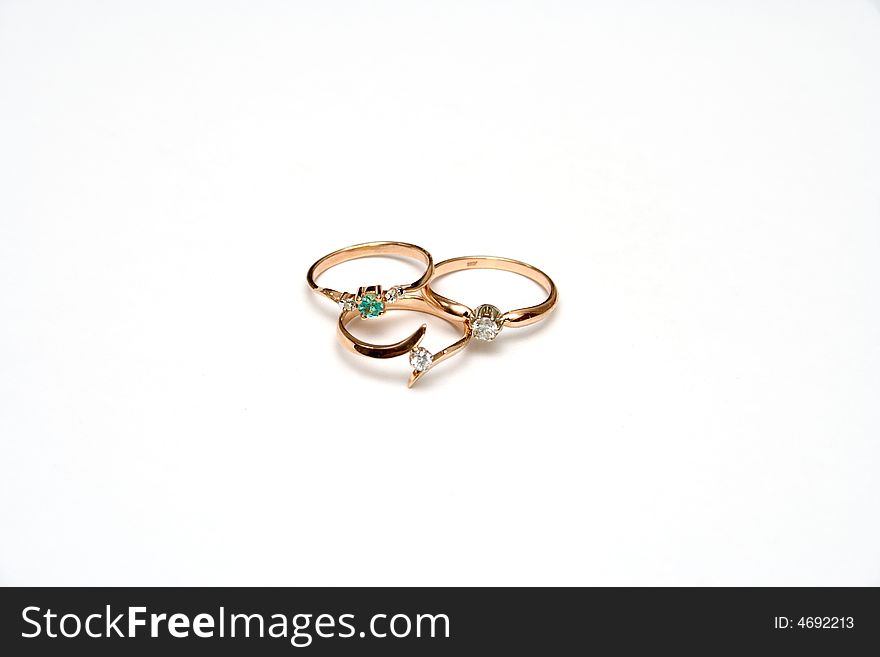 Gold rings with beauty jewels